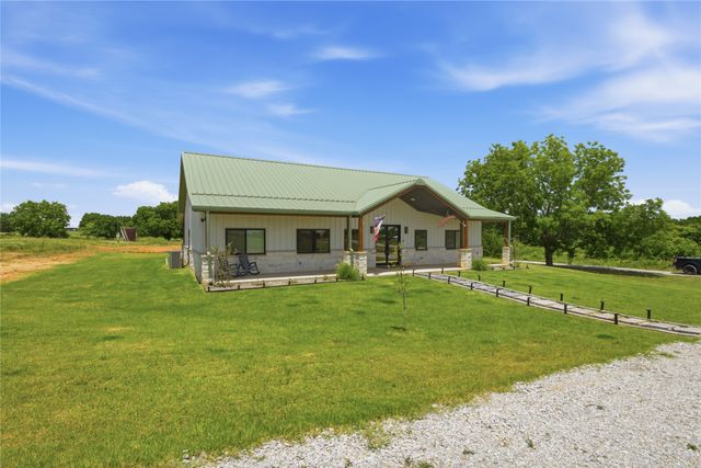 468 County Road 4196, Decatur, TX 76234
