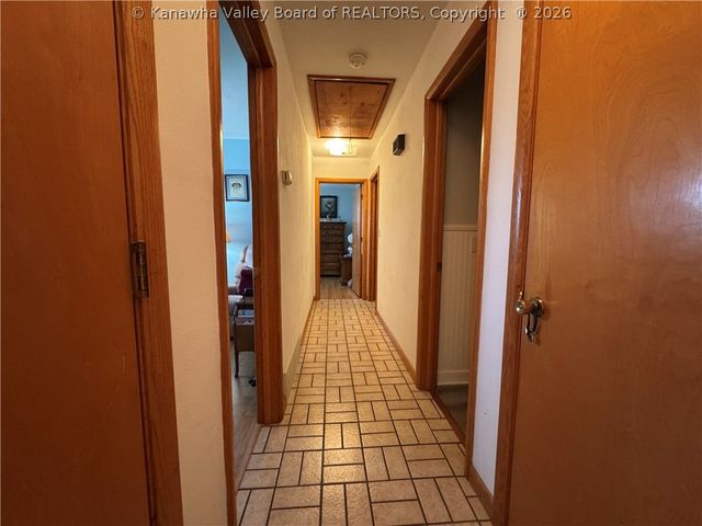940 Helene Street, St Albans, WV 25177