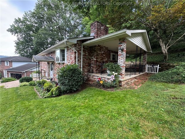 940 Helene Street, St Albans, WV 25177