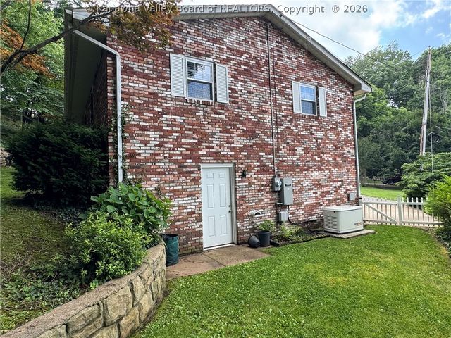 940 Helene Street, St Albans, WV 25177