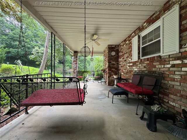 940 Helene Street, St Albans, WV 25177