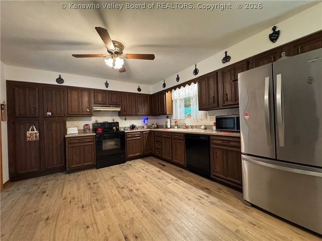 940 Helene Street, St Albans, WV 25177