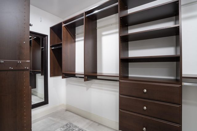 7202 Starbridge Drive, Houston, TX 77095