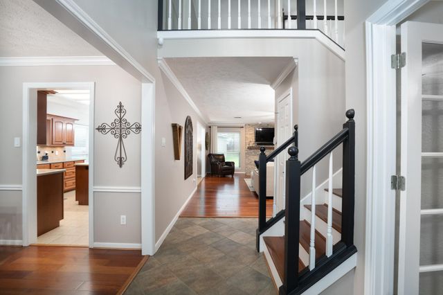7202 Starbridge Drive, Houston, TX 77095