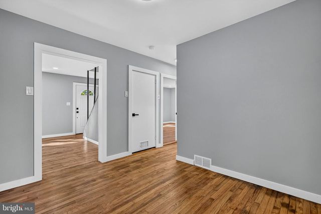 109 WHITE HORSE RD E, Voorhees, NJ 08043