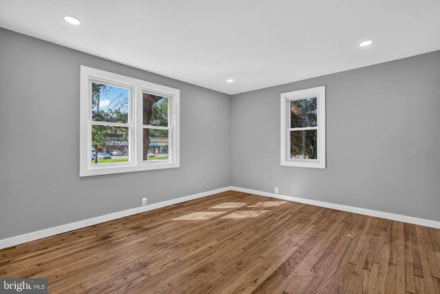 109 WHITE HORSE RD E, Voorhees, NJ 08043