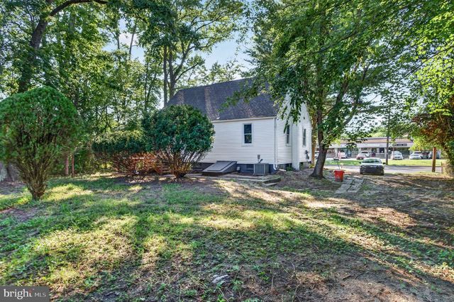 109 WHITE HORSE RD E, Voorhees, NJ 08043