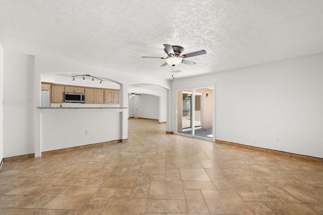 5543 Furman Avenue NW, Albuquerque, NM 87114