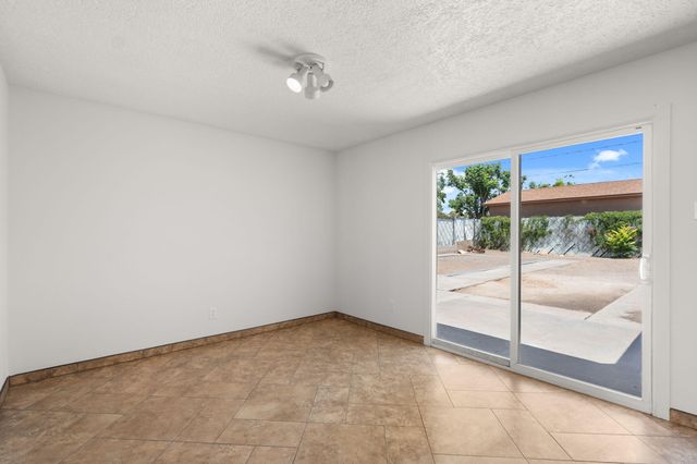 5543 Furman Avenue NW, Albuquerque, NM 87114