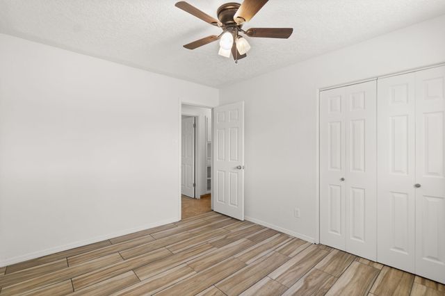 5543 Furman Avenue NW, Albuquerque, NM 87114