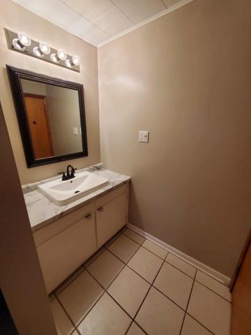 208 W Candise Street, Jefferson, WI 53549