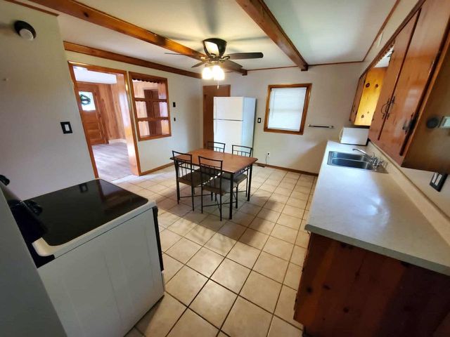 208 W Candise Street, Jefferson, WI 53549