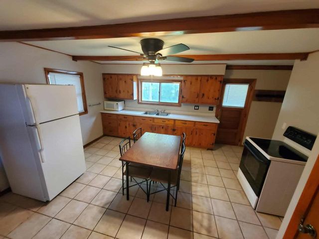 208 W Candise Street, Jefferson, WI 53549