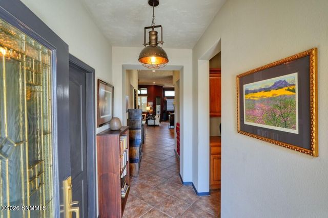 1695 Boulders Drive, Las Cruces, NM 88011