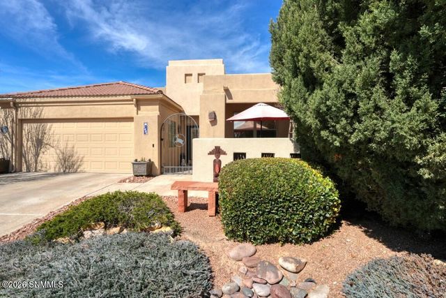 1695 Boulders Drive, Las Cruces, NM 88011