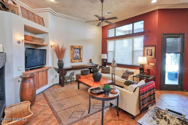 1695 Boulders Drive, Las Cruces, NM 88011