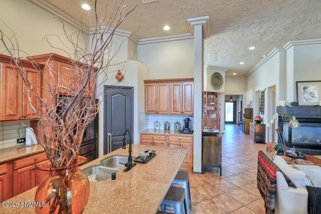 1695 Boulders Drive, Las Cruces, NM 88011