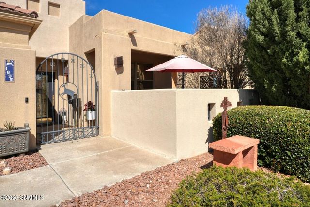 1695 Boulders Drive, Las Cruces, NM 88011