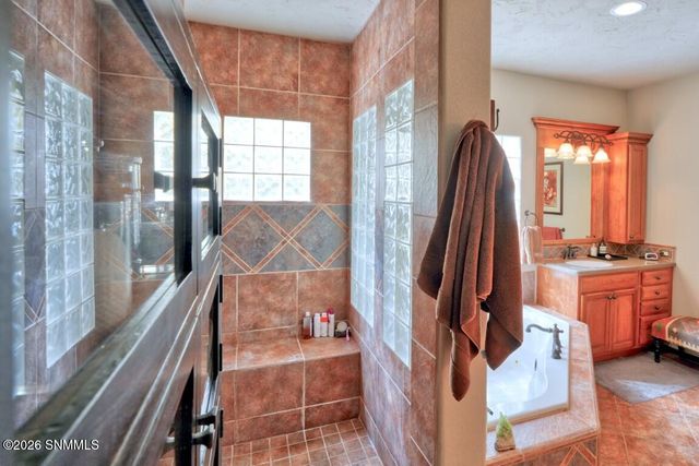 1695 Boulders Drive, Las Cruces, NM 88011