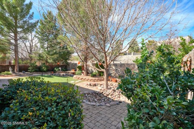 1695 Boulders Drive, Las Cruces, NM 88011