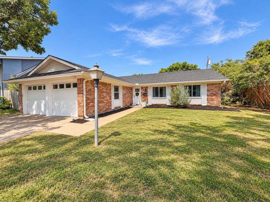 2701 Briarcliff Drive, Irving, TX 75062 — exterior