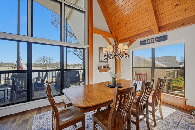 1225 Kiowa Drive W, Lake Kiowa, TX 76240