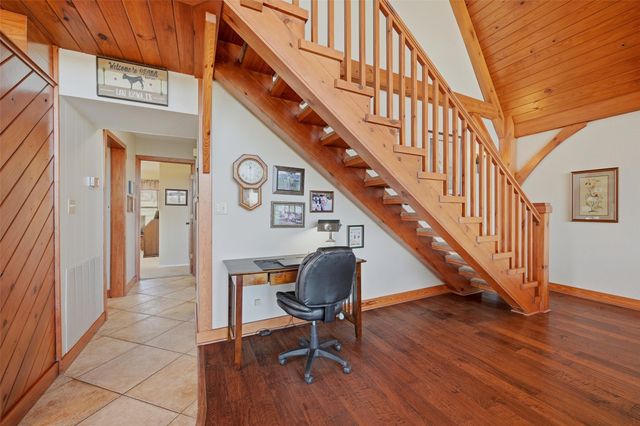 1225 Kiowa Drive W, Lake Kiowa, TX 76240