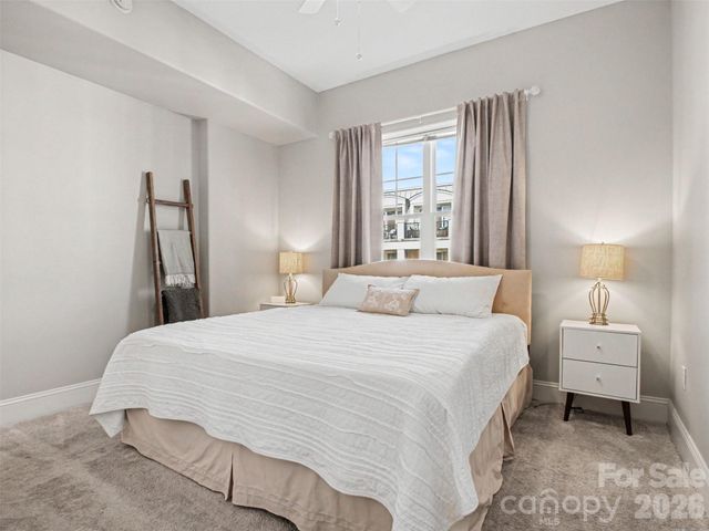 4625 Piedmont Row Drive 609, Charlotte, NC 28210