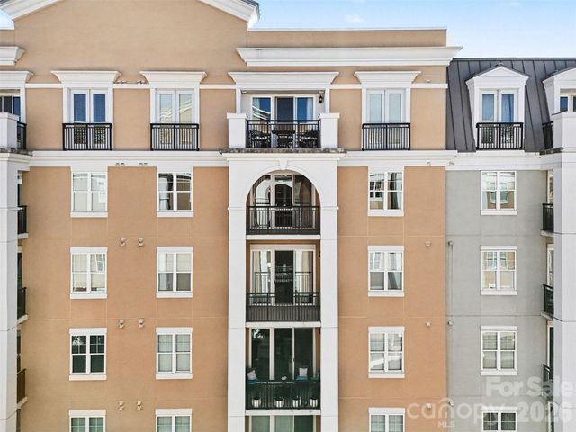 4625 Piedmont Row Drive 609, Charlotte, NC 28210