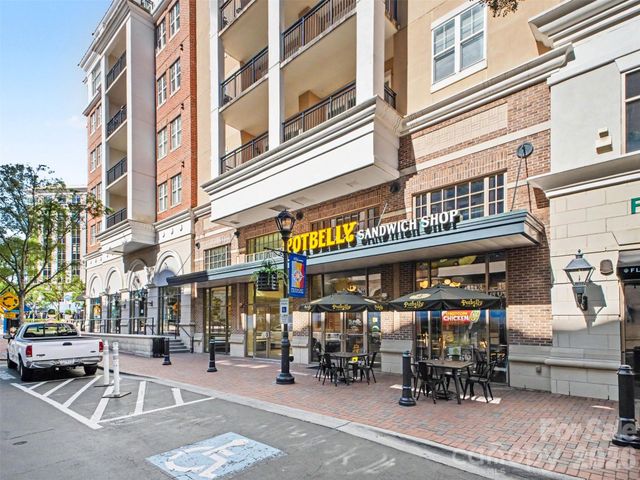 4625 Piedmont Row Drive 609, Charlotte, NC 28210