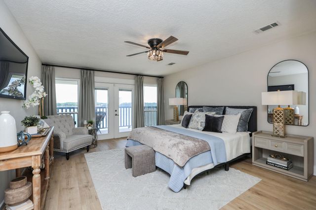 848 Lake View Drive, Montgomery, TX 77356