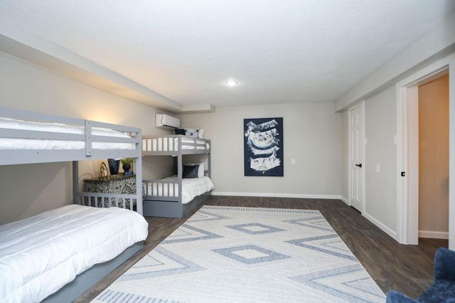 848 Lake View Drive, Montgomery, TX 77356