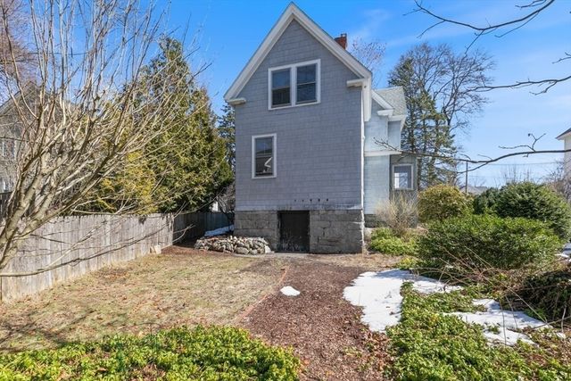 46 Whittier Street, Andover, MA 01810