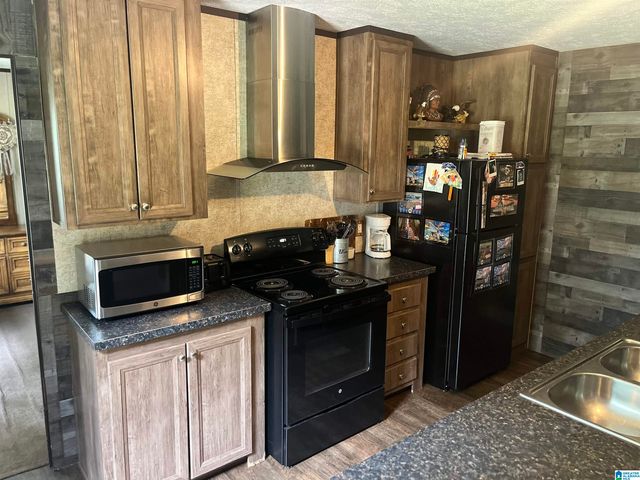 2028 OLD WOODSTOCK ROAD, West Blocton, AL 35184