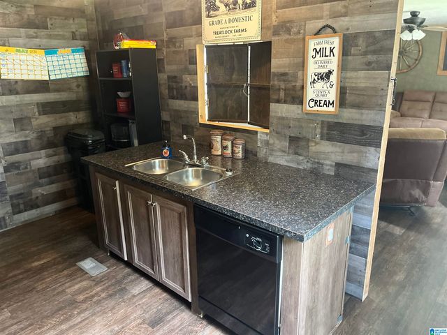 2028 OLD WOODSTOCK ROAD, West Blocton, AL 35184