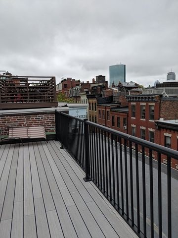 32 Grove 1, Boston, MA 02114