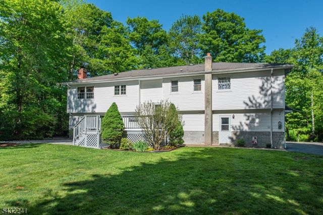 232 Ridge Road, West Milford Twp., NJ 07480