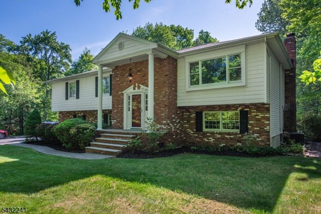 232 Ridge Road, West Milford Twp., NJ 07480