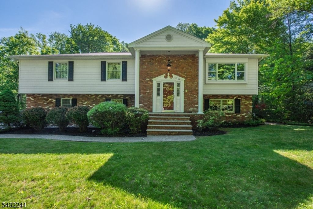 232 Ridge Road, West Milford Twp., NJ 07480