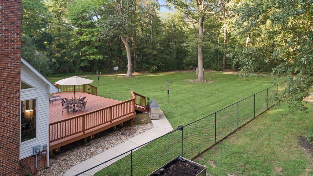 Image 11 of property listing at 600 PASTURE PL, Prince Frederick, MD 20678