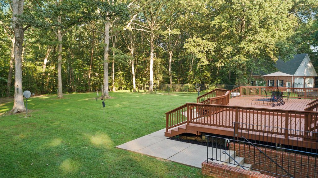 Image 14 of property listing at 600 PASTURE PL, Prince Frederick, MD 20678
