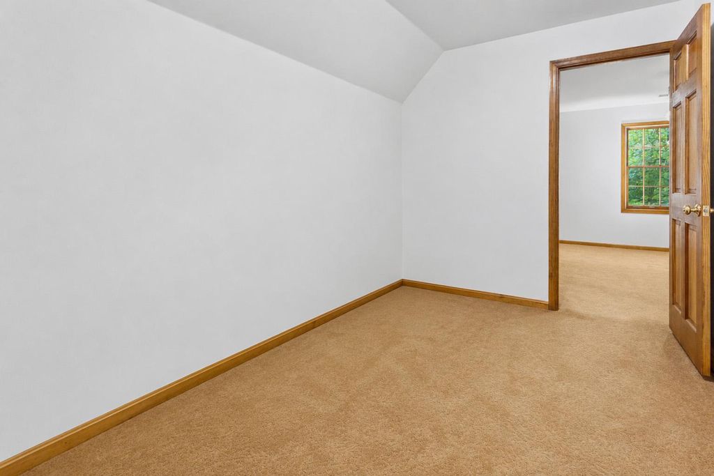 Image 40 of property listing at 600 PASTURE PL, Prince Frederick, MD 20678