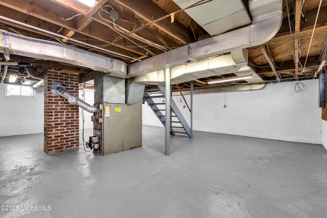 2061 Lakewood Road, Toms River, NJ 08755