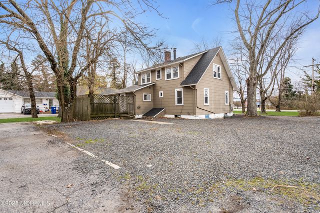 2061 Lakewood Road, Toms River, NJ 08755