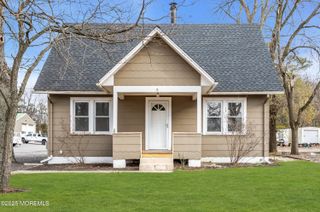 2061 Lakewood Road, Toms River, NJ 08755