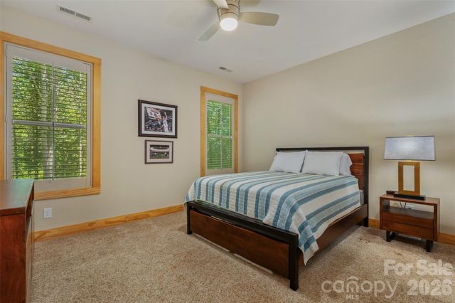 48 River Walk Drive, Asheville, NC 28804