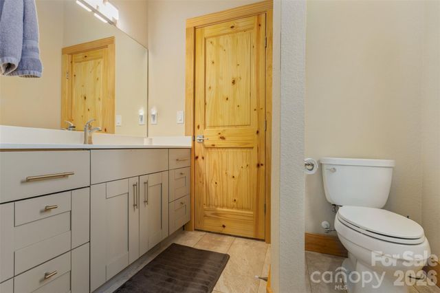 48 River Walk Drive, Asheville, NC 28804