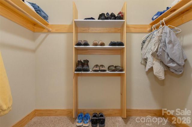 48 River Walk Drive, Asheville, NC 28804
