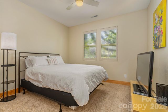 48 River Walk Drive, Asheville, NC 28804