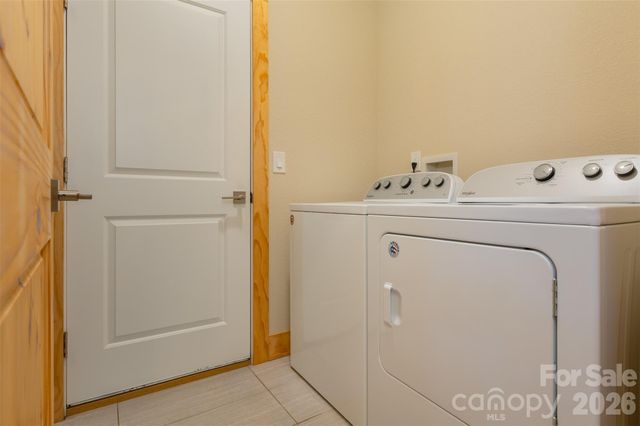 48 River Walk Drive, Asheville, NC 28804